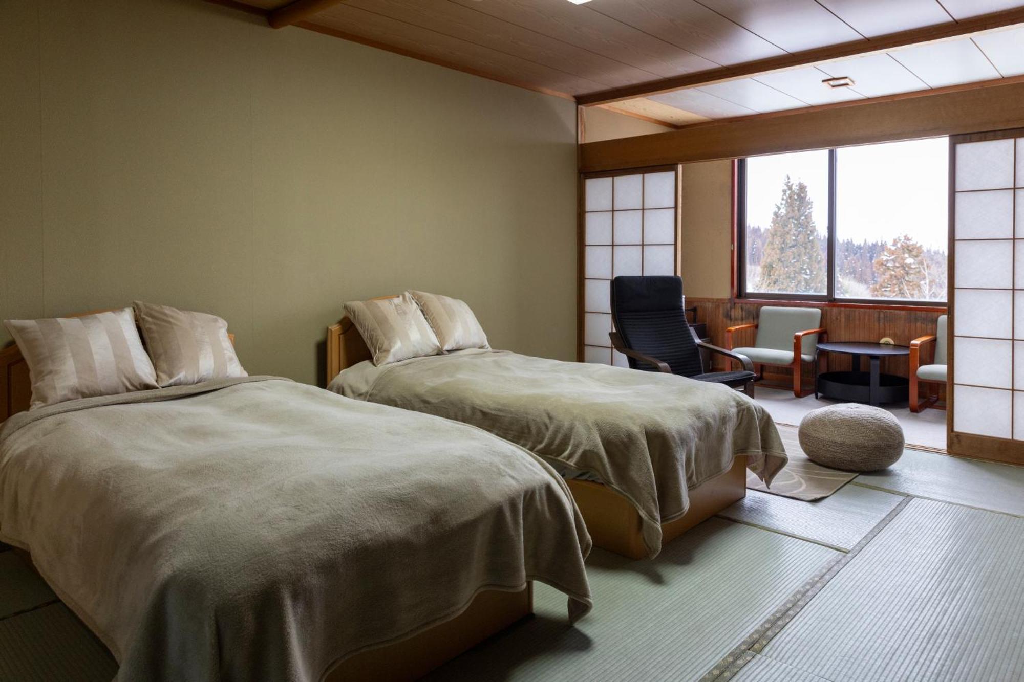 Kogakuro Hotel Myoko Exterior photo